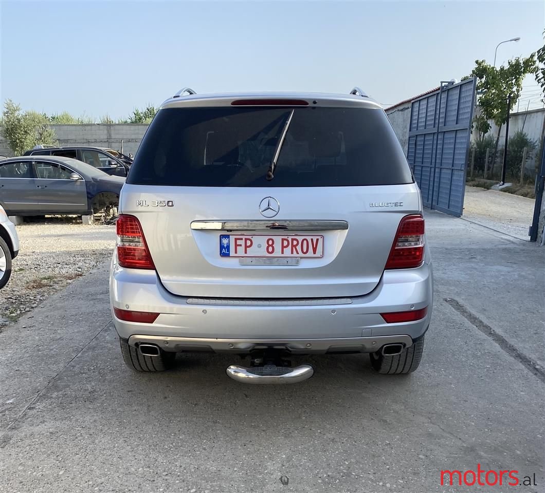 2011' Mercedes-Benz ML 350 photo #5