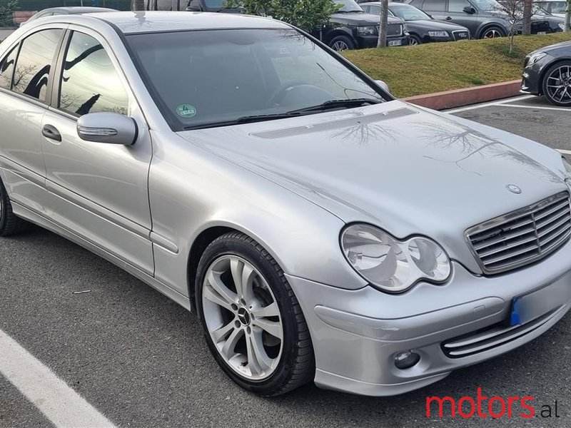 2004' Mercedes-Benz C 200 photo #1