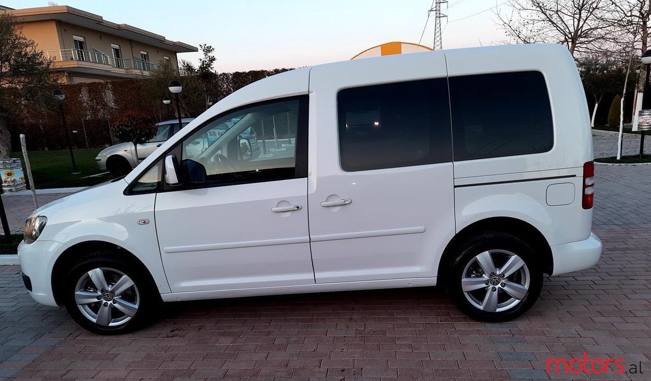 2012' Volkswagen Caddy photo #1