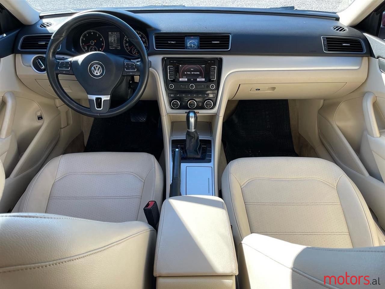 2012' Volkswagen Passat photo #4