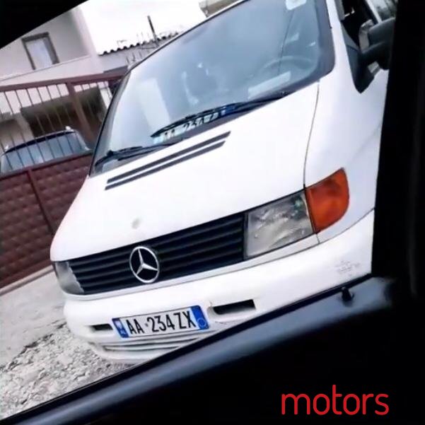 2002' Mercedes-Benz V-Class photo #2