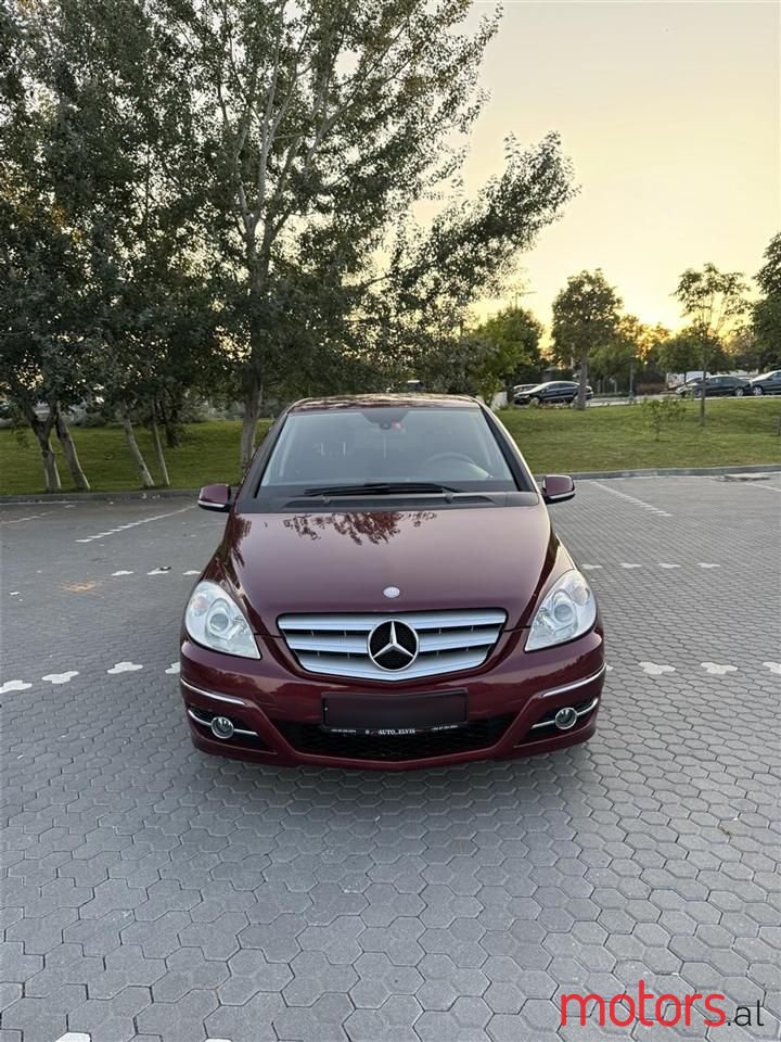 2009' Mercedes-Benz B 180 photo #1