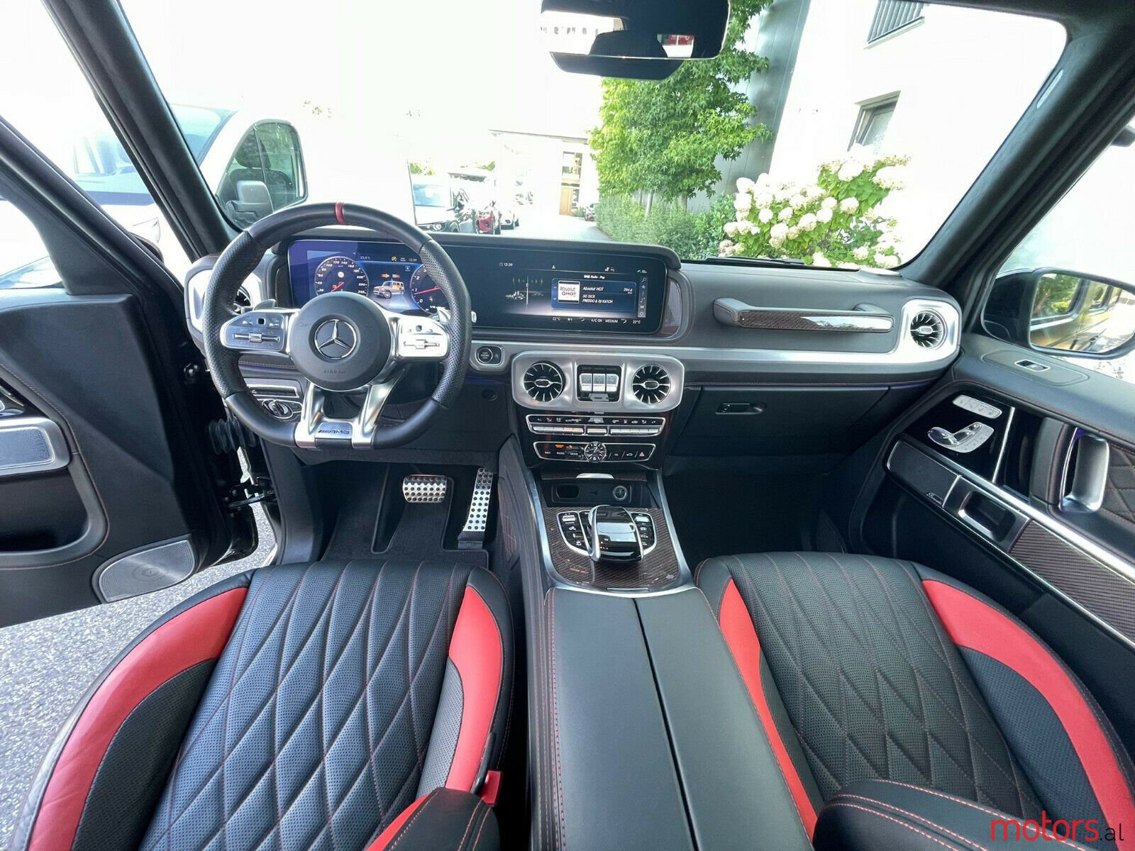 2019' Mercedes-Benz G 63 AMG photo #6