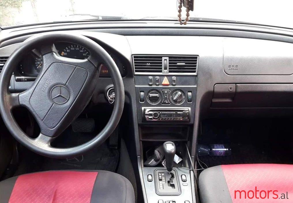 1998' Mercedes-Benz C 220 photo #1