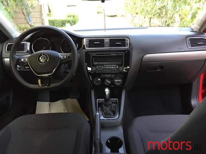 2015' Volkswagen Jetta photo #5