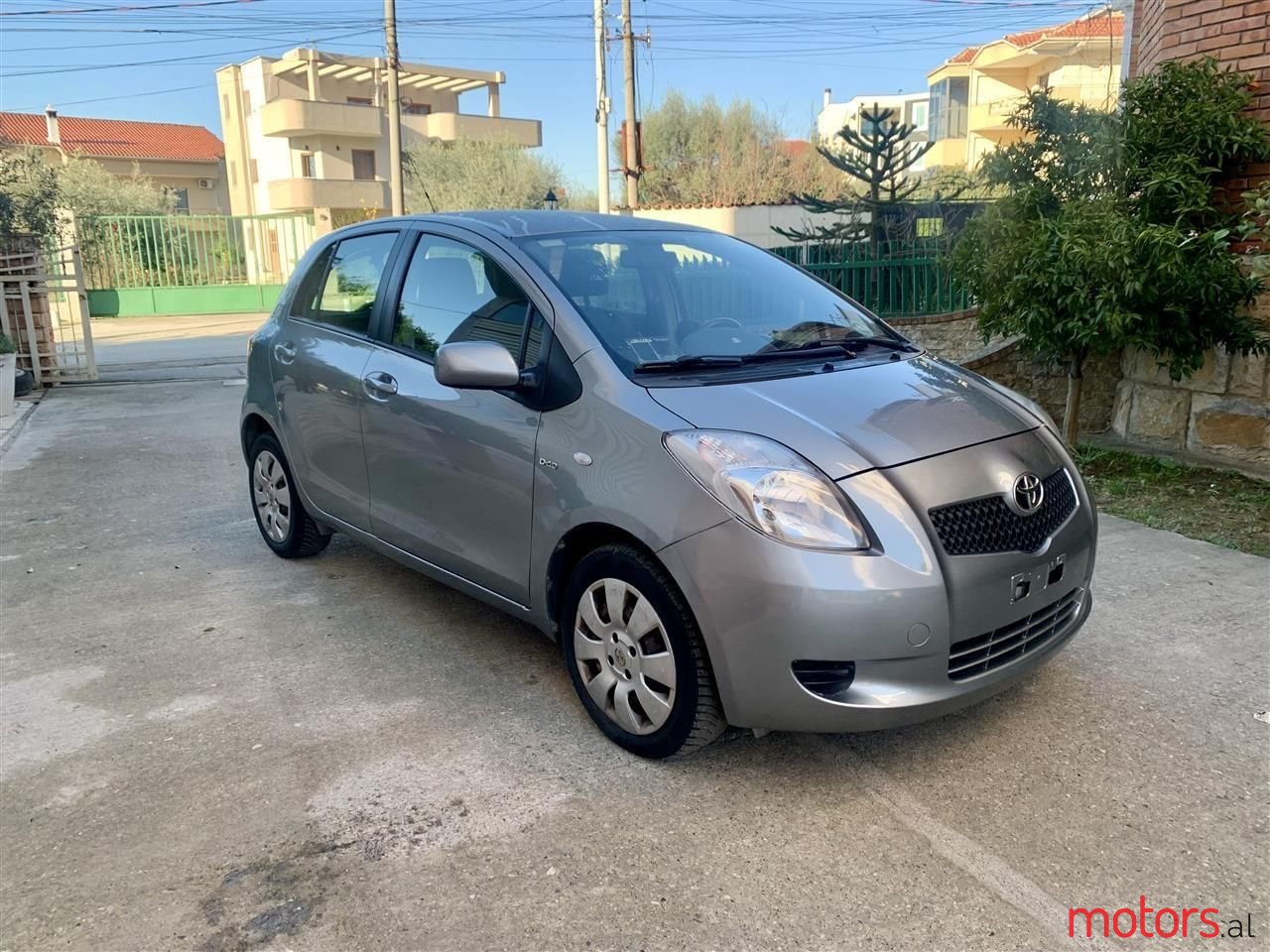 2006' Toyota Yaris photo #1