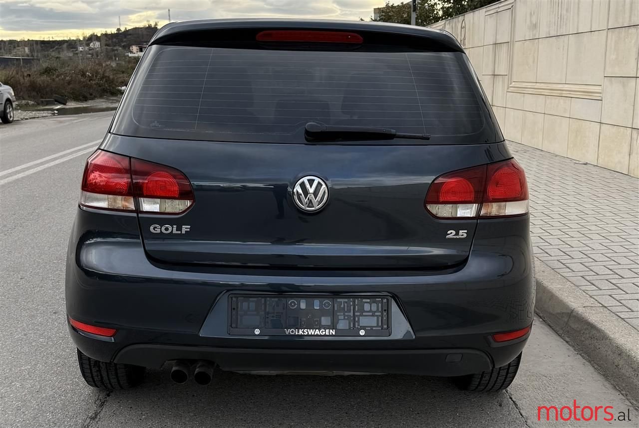 2013' Volkswagen Golf photo #4