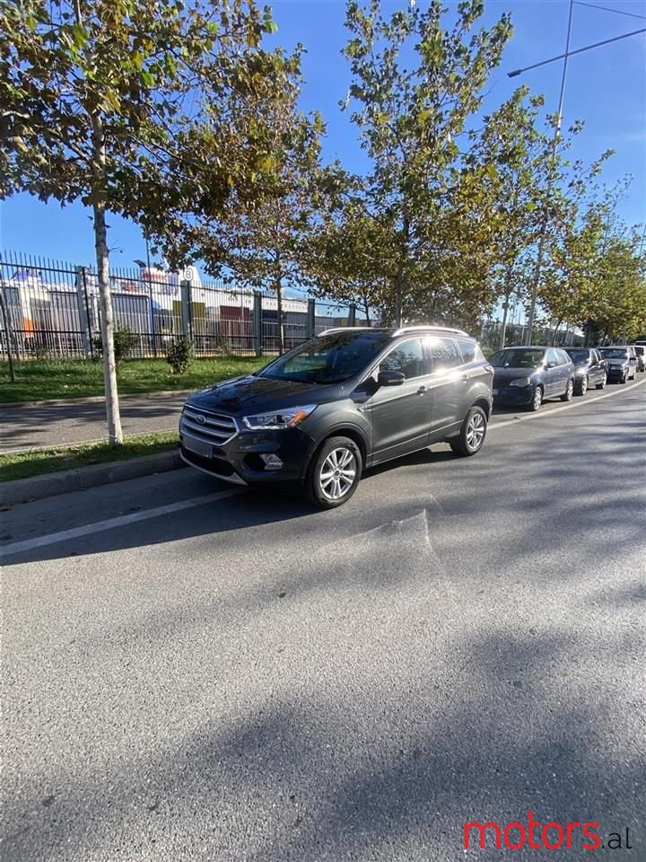 2017' Ford Kuga photo #1