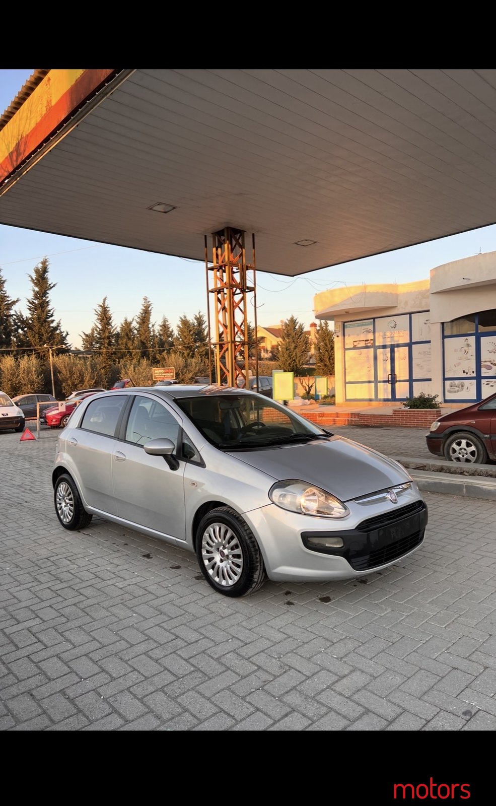 2009' Fiat Grande Punto photo #2