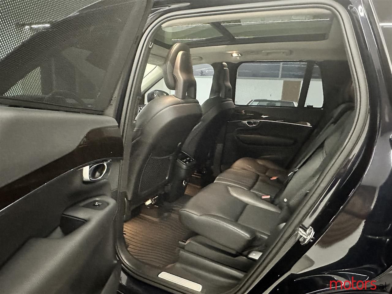 2017' Volvo Xc 90 photo #2