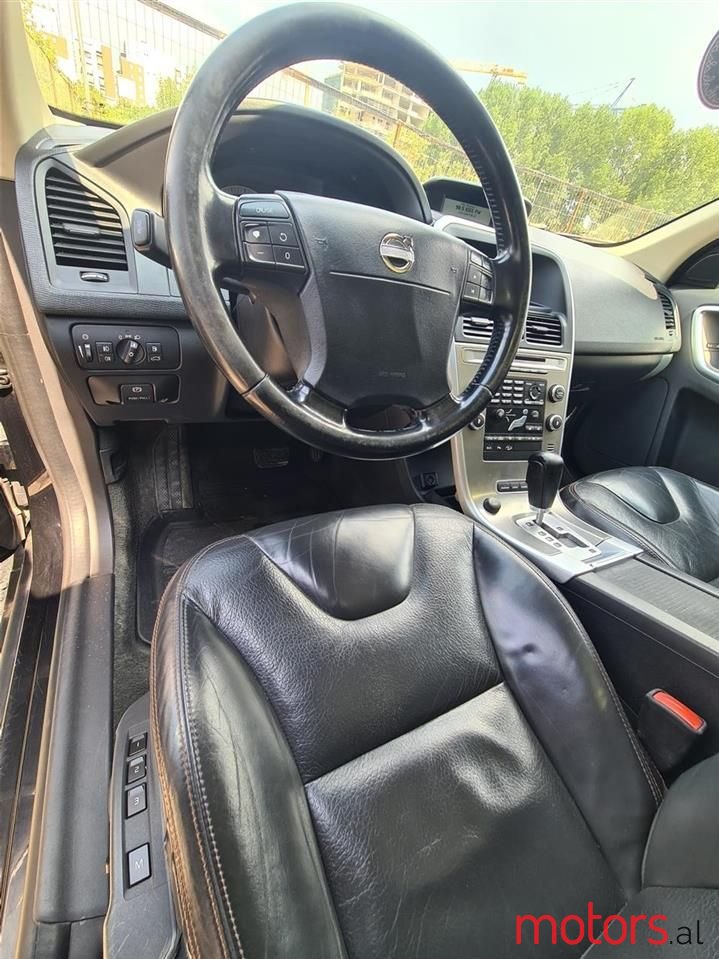 2010' Volvo Xc 60 photo #4