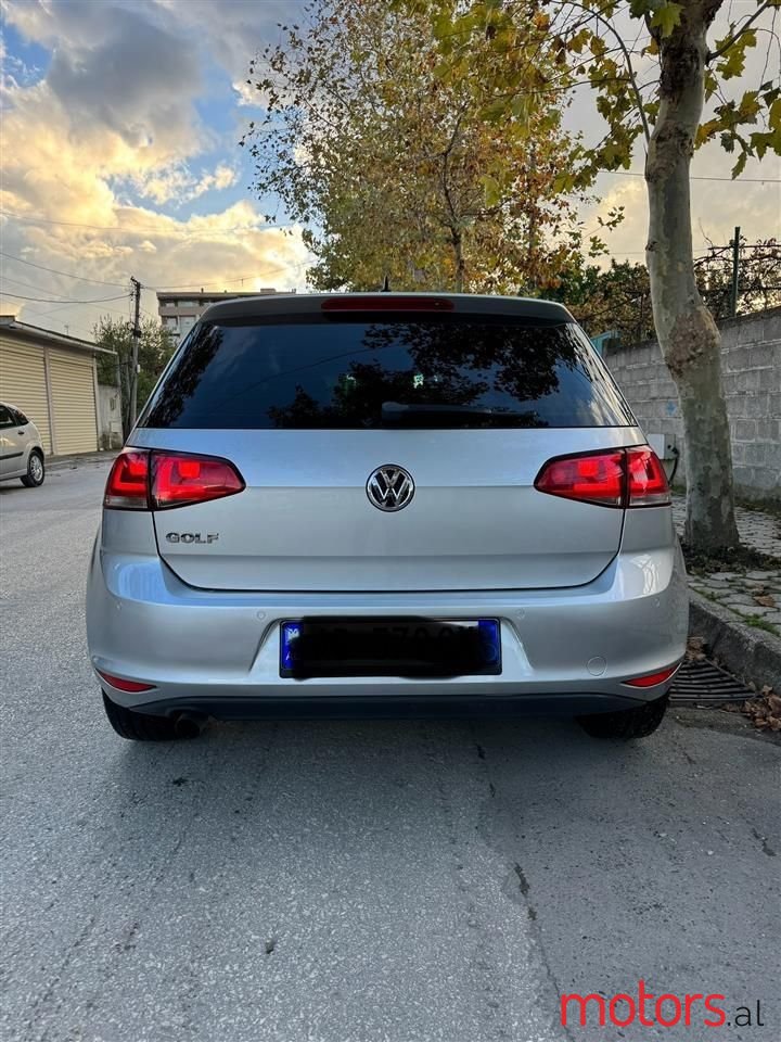 2013' Volkswagen Golf photo #4