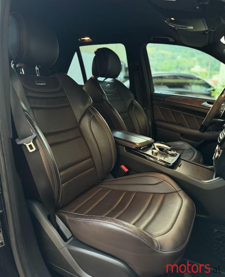 2017' Mercedes-Benz GLE 63 AMG photo #4