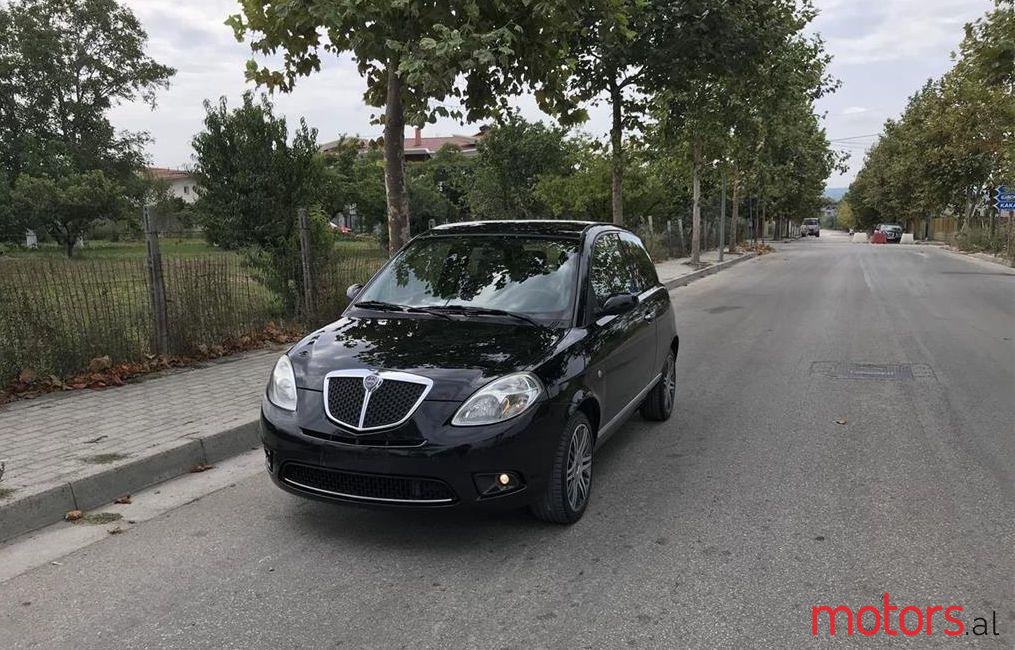 2008' Lancia Ypsilon photo #1