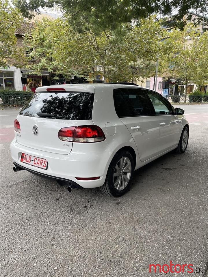 2012' Volkswagen Golf photo #6