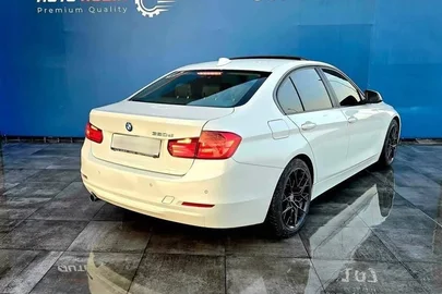 2012' BMW 320