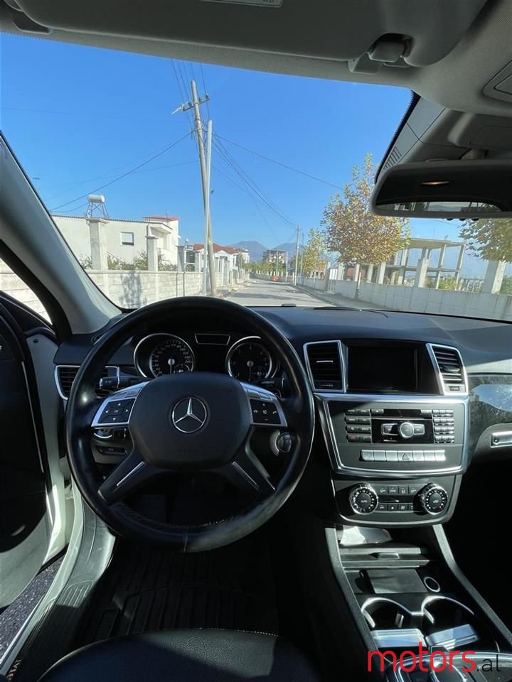 2013' Mercedes-Benz ML 350 photo #6