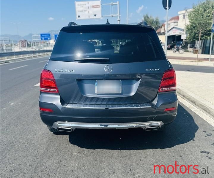 2014' Mercedes-Benz GLK 250 photo #2