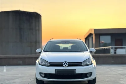 2013' Volkswagen Golf