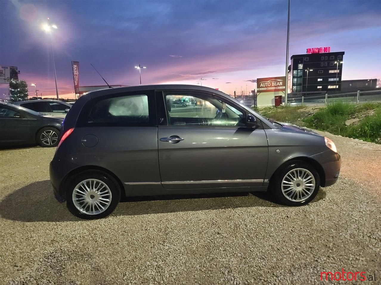 2011' Lancia Ypsilon photo #6