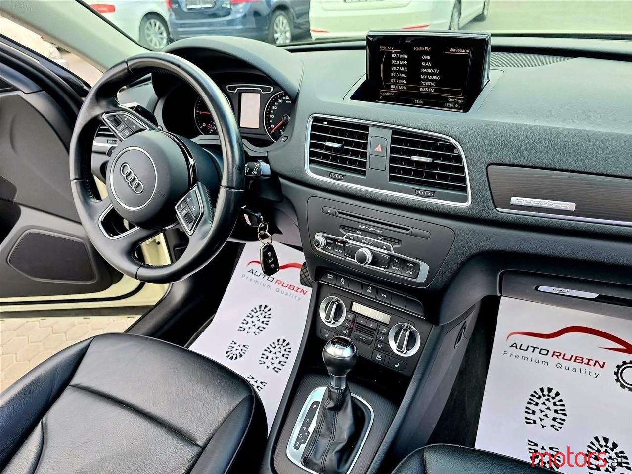 2013' Audi Q3 photo #1