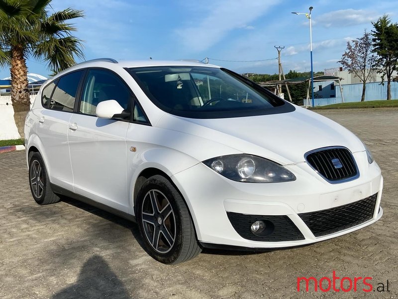 2011' SEAT Altea XL photo #1