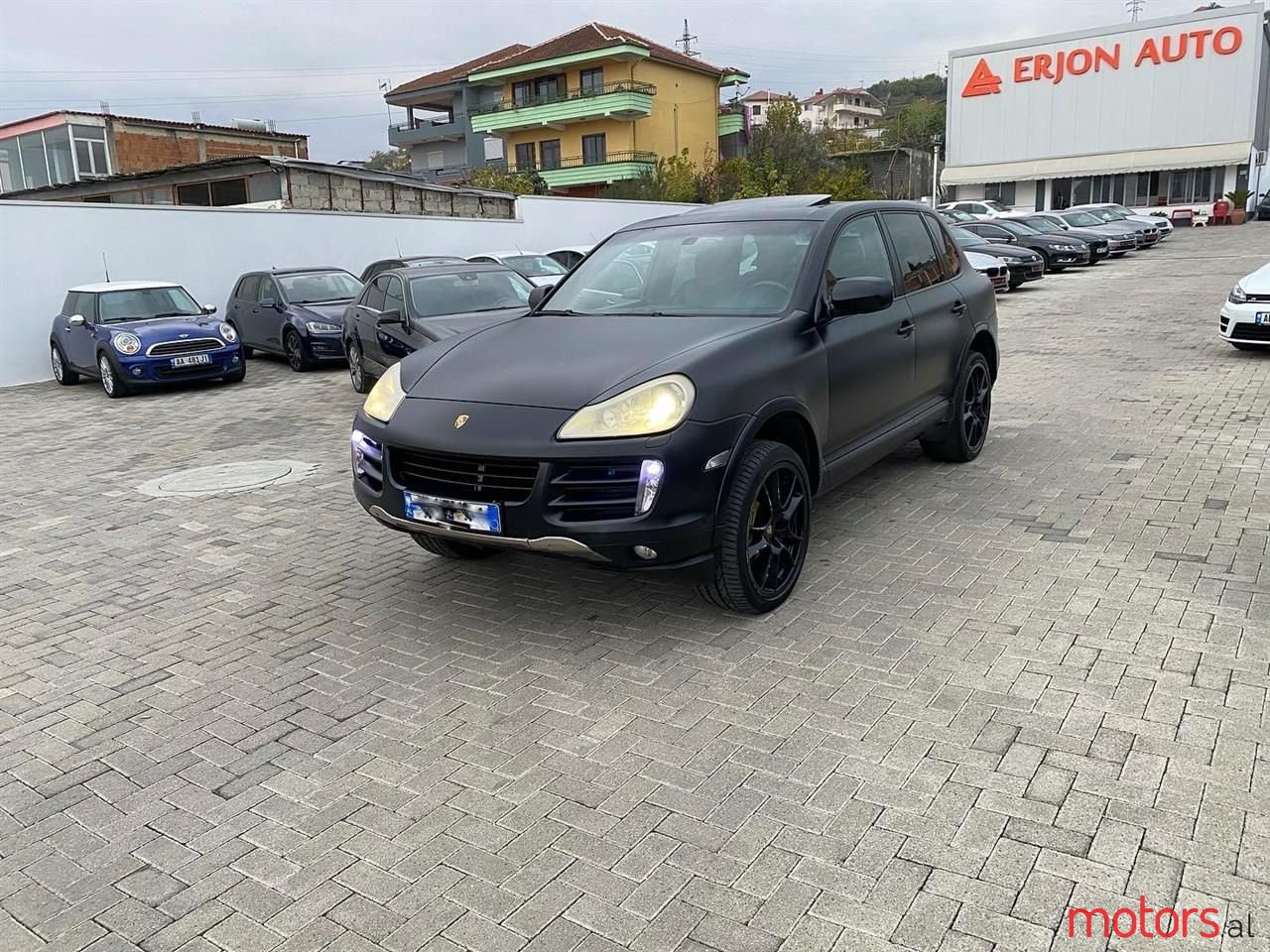 2007' Porsche Cayenne photo #1