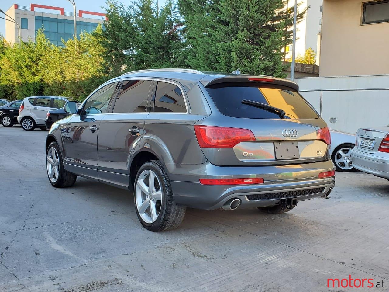 2012' Audi Q7 photo #3
