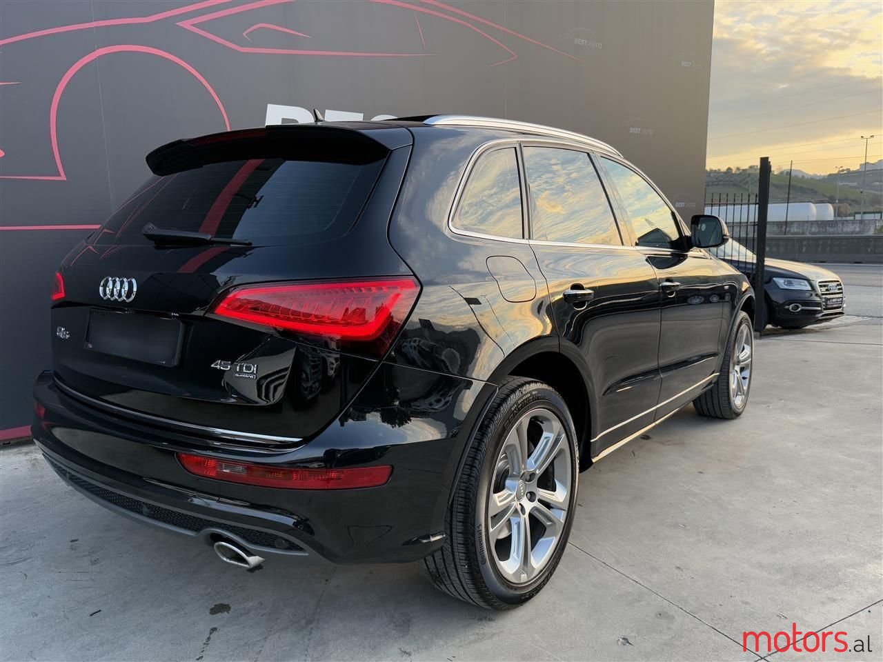 2015' Audi Q5 photo #6