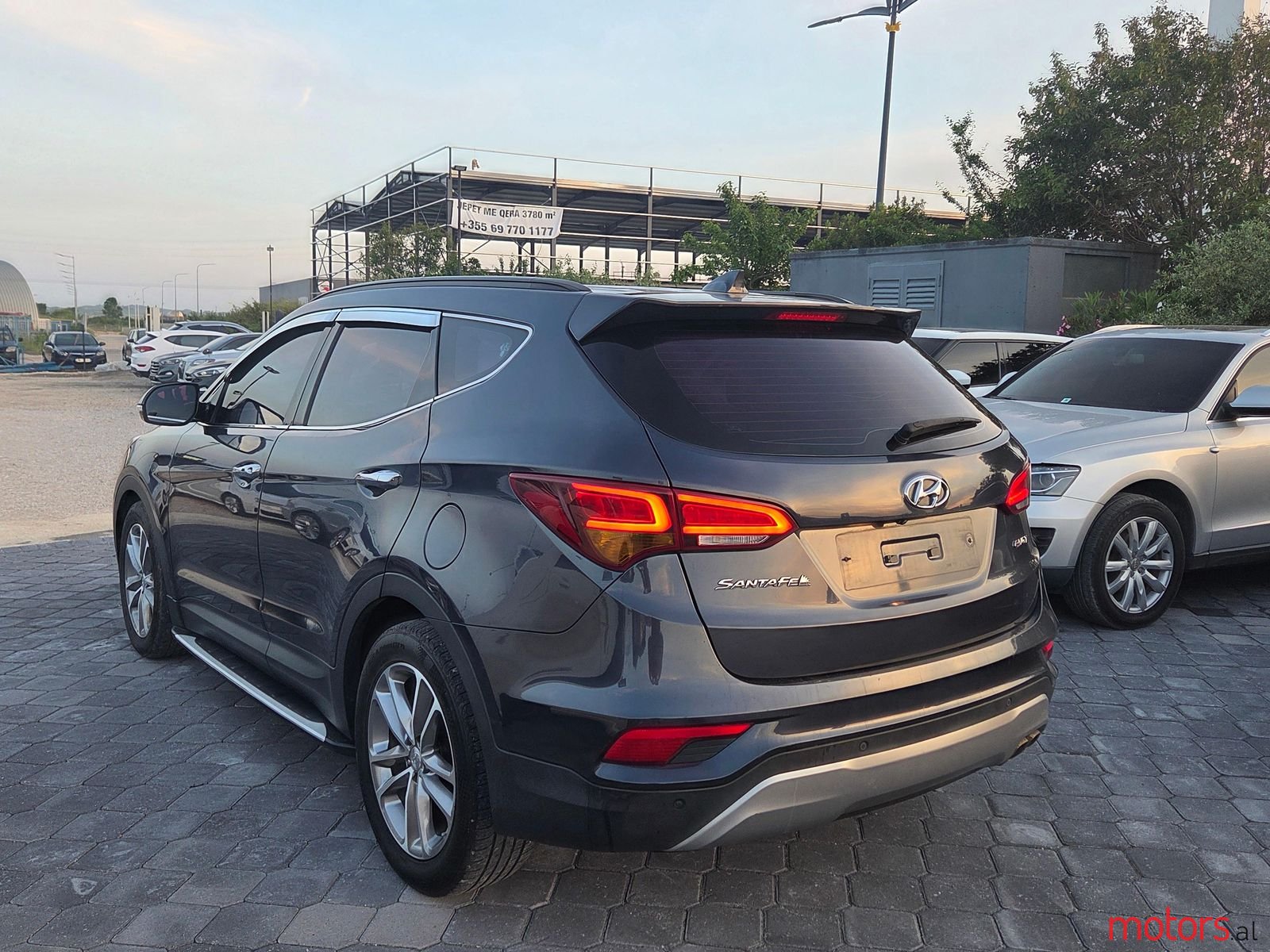 2016' Hyundai Santa Fe photo #3