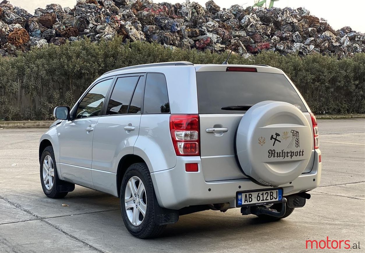 2006' Suzuki Grand Vitara photo #2