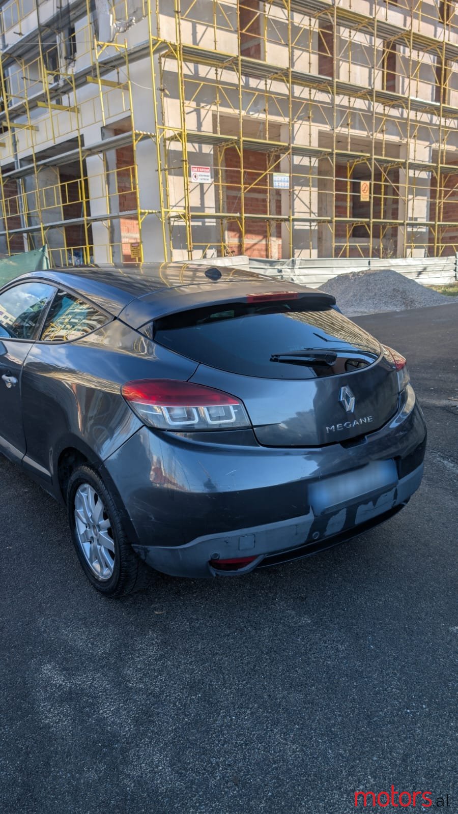 2012' Renault Megane photo #3