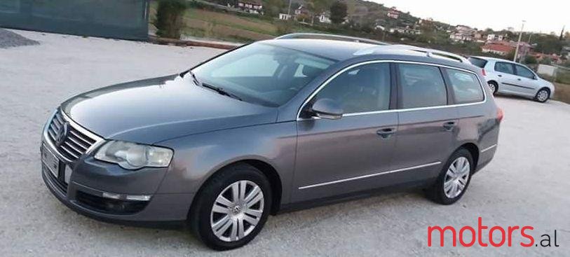 2007' Volkswagen Passat photo #1