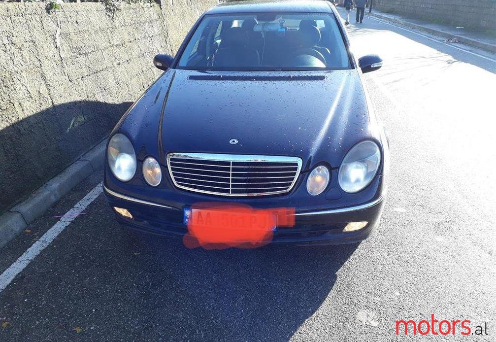 2003' Mercedes-Benz 270 photo #1