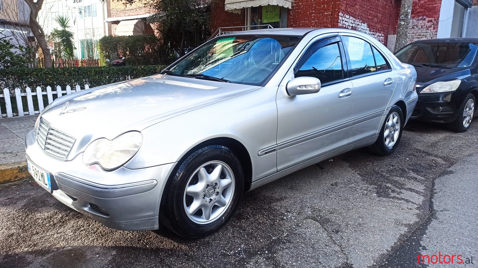 2002' Mercedes-Benz C 220 photo #2