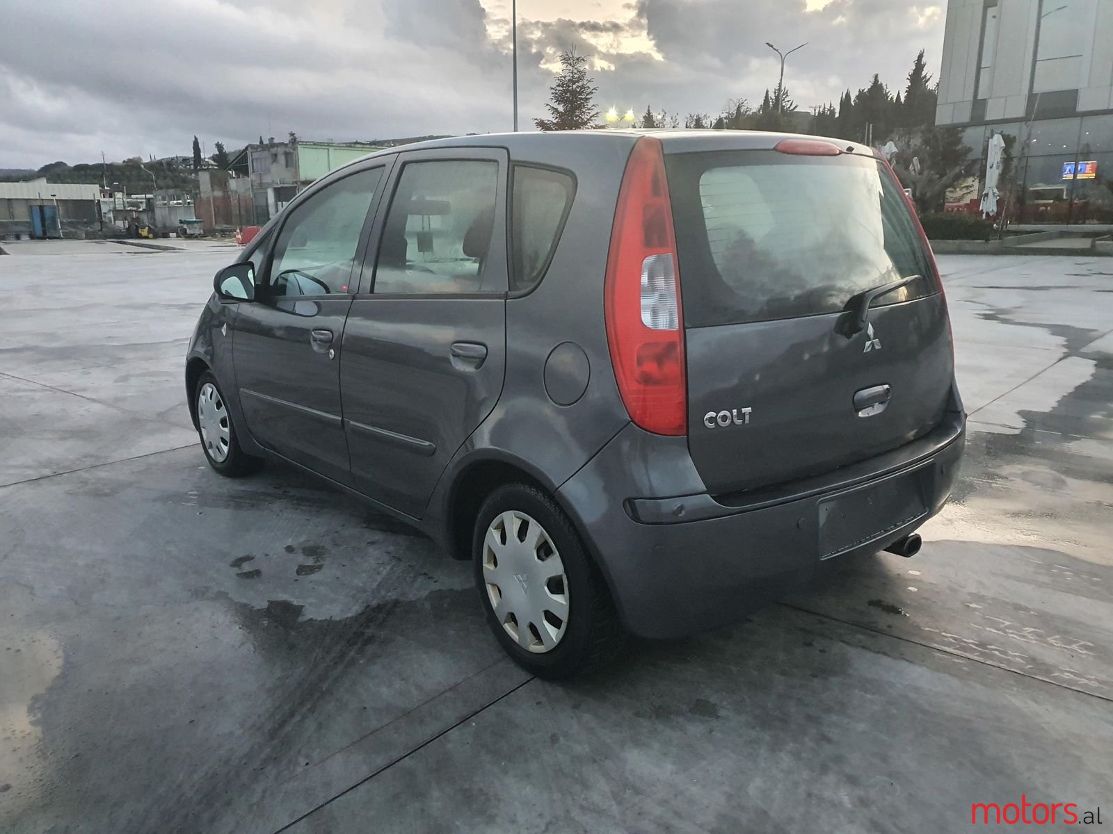 2007' Mitsubishi Colt photo #4