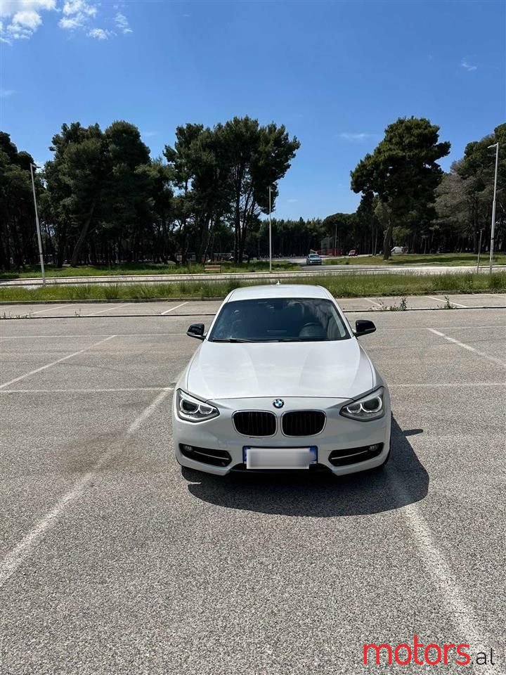 2013' BMW 118 photo #4