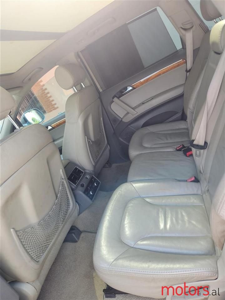 2007' Audi Q7 photo #5