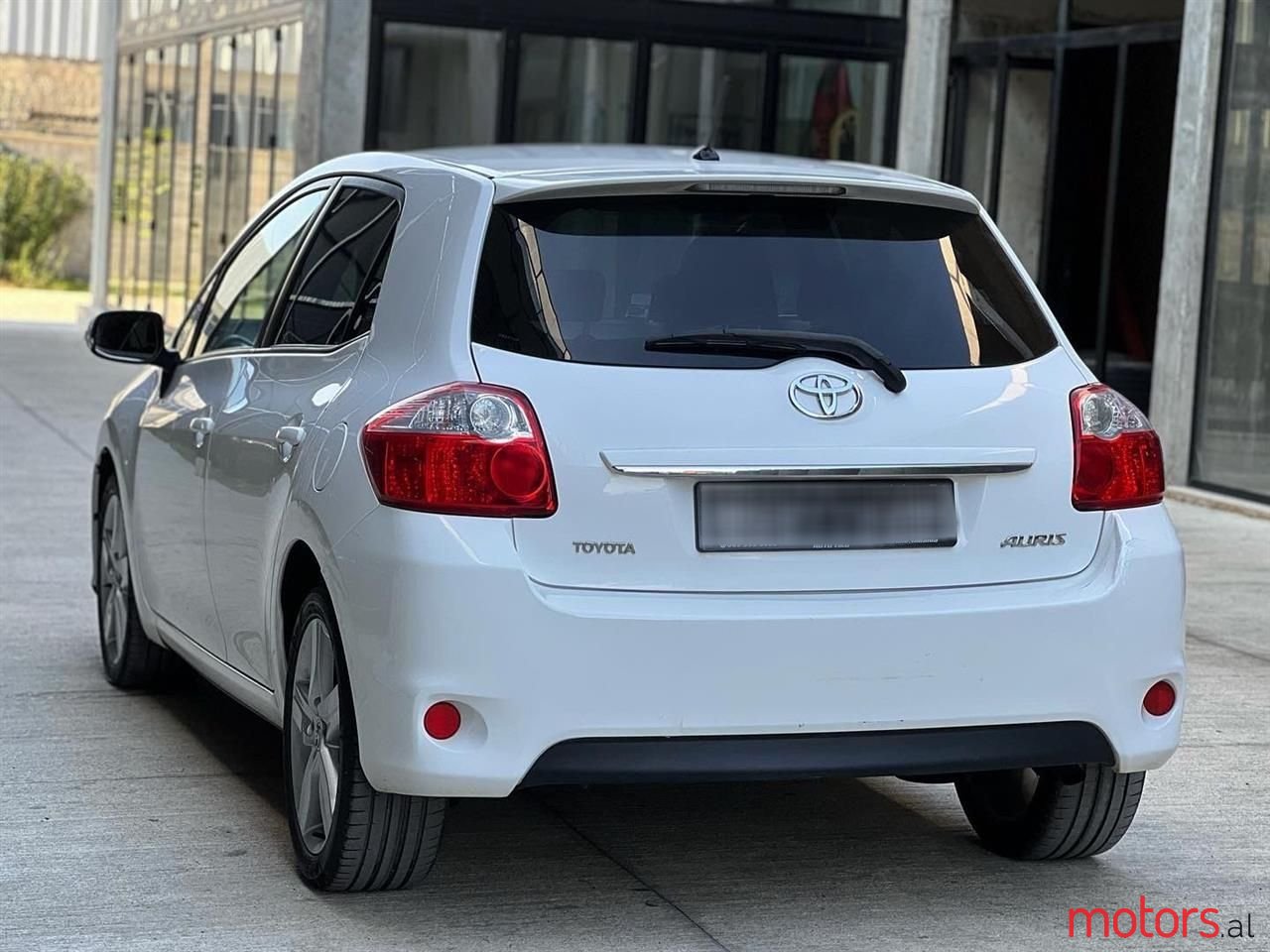 2007' Toyota Auris photo #6