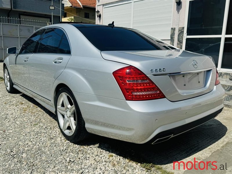 2010' Mercedes-Benz S 550 photo #5