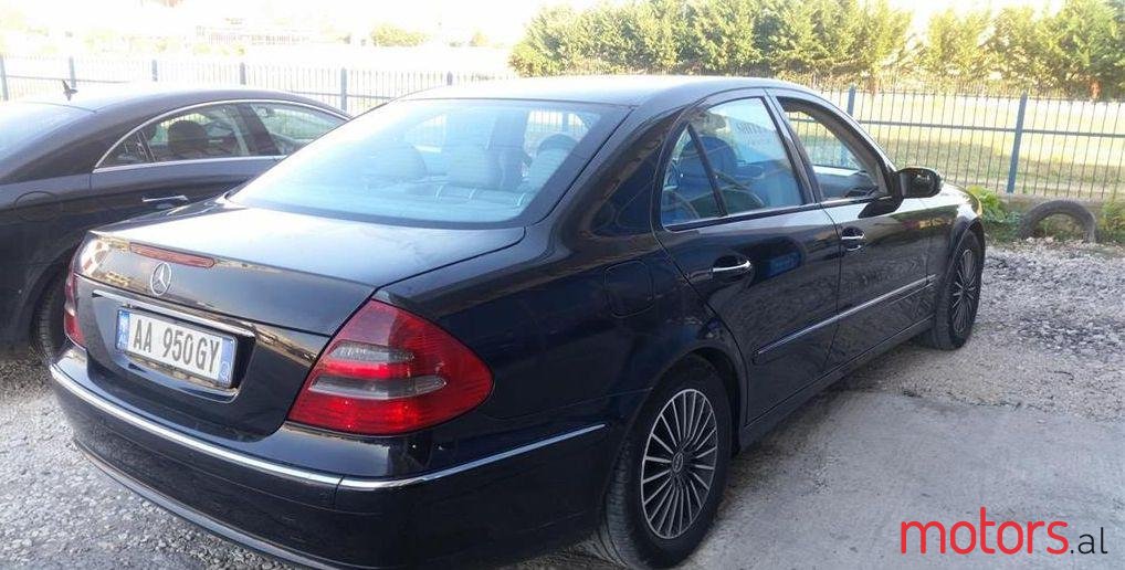 2003' Mercedes-Benz 270 photo #2