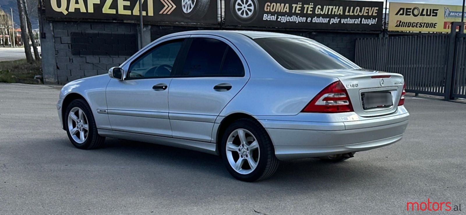 2004' Mercedes-Benz C 180 photo #1