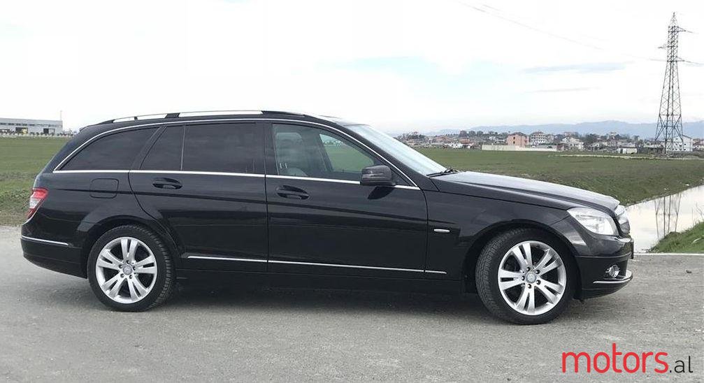 2008' Mercedes-Benz C 220 photo #1