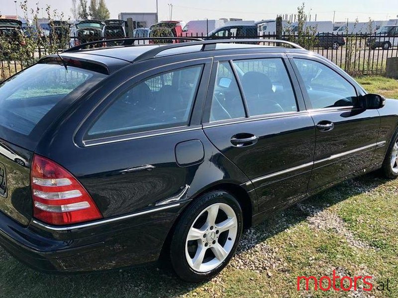 2006' Mercedes-Benz C 220 photo #4