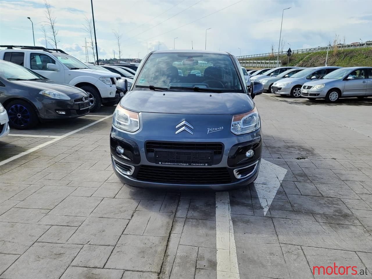 2009' Citroen C3 photo #5