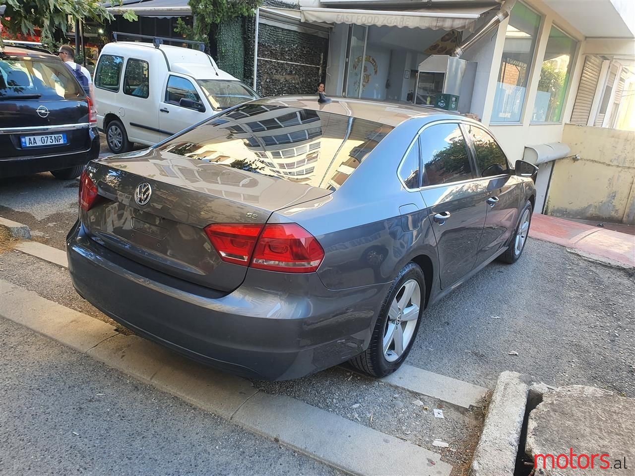 2013' Volkswagen Passat photo #6