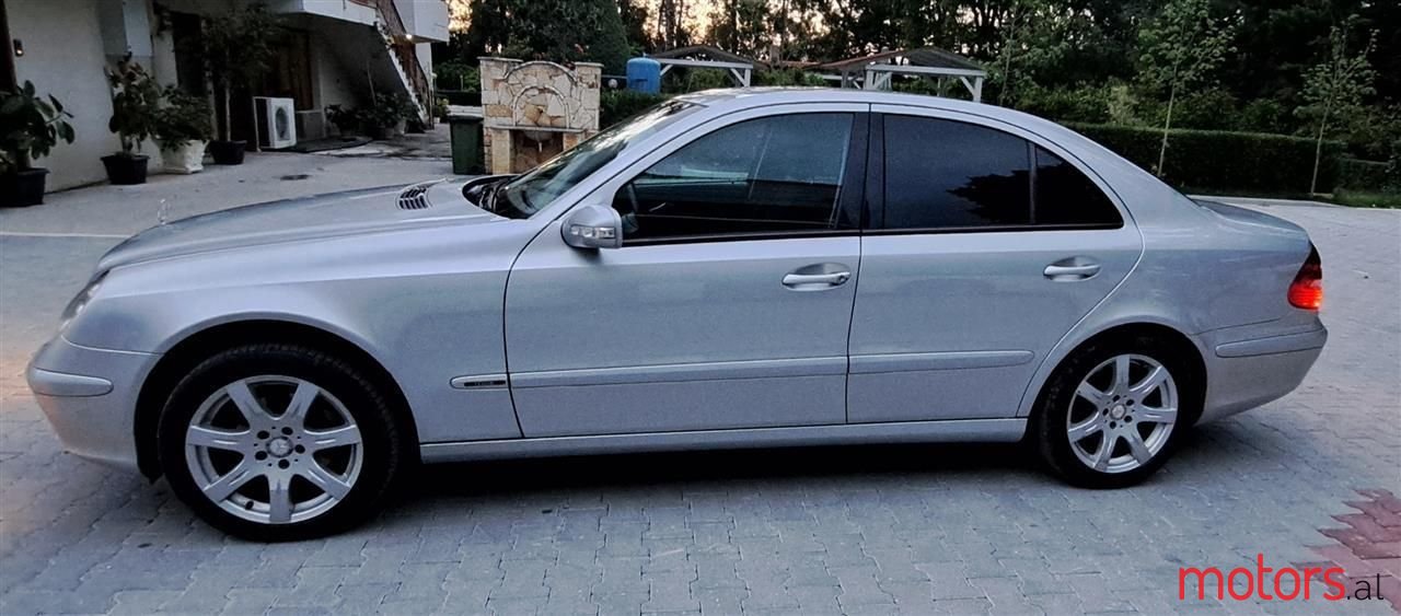 2005' Mercedes-Benz E 200 photo #1