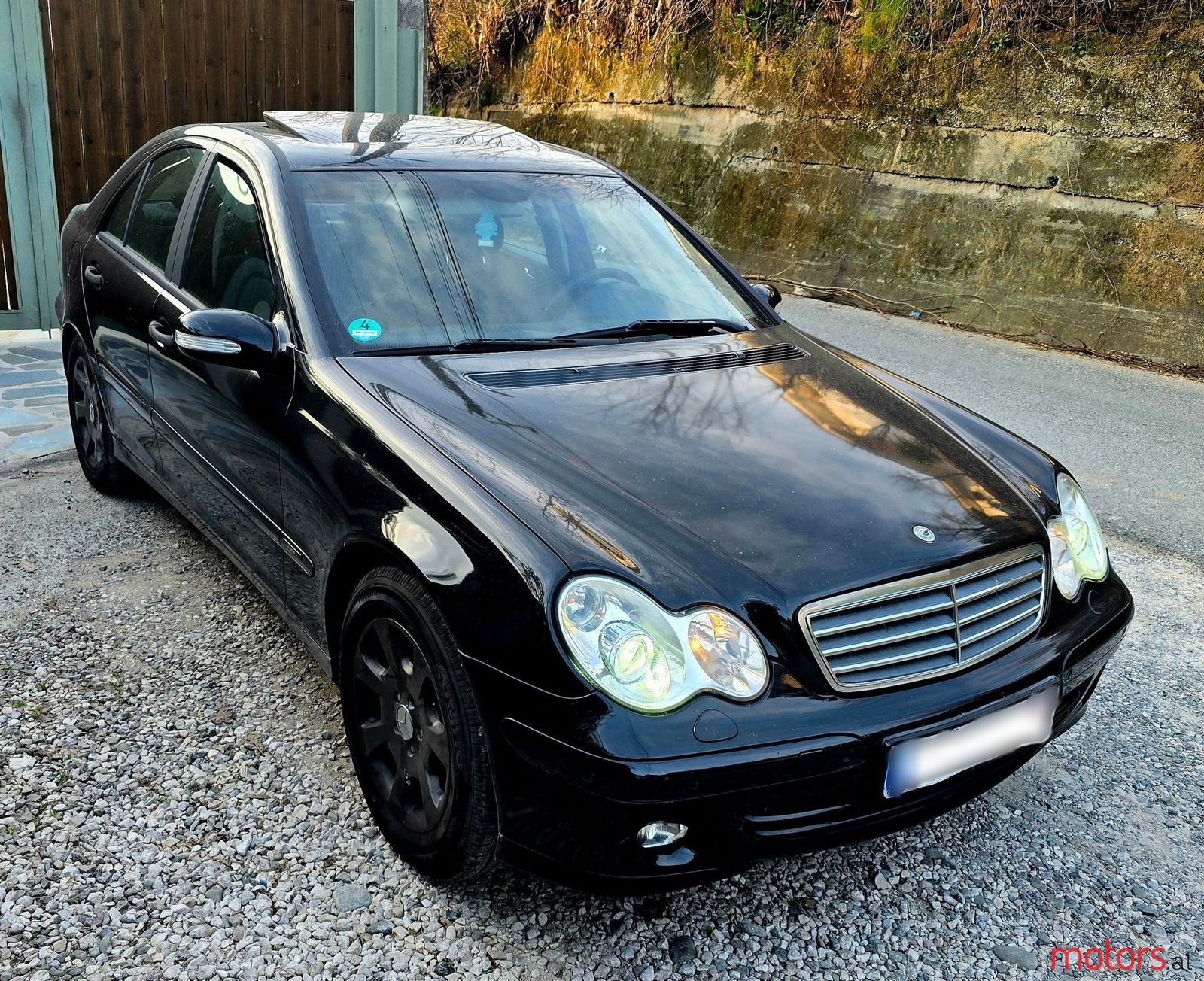 2005' Mercedes-Benz C 180 photo #2