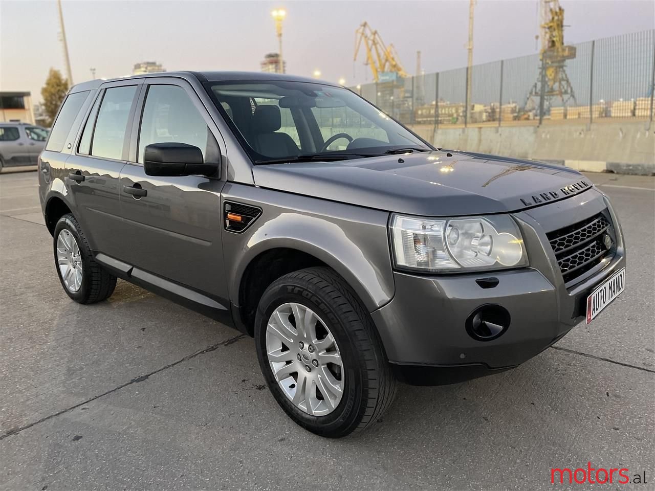 2009' Land Rover Freelander photo #5