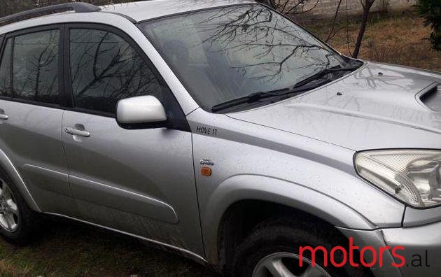 2003' Toyota RAV4 photo #1